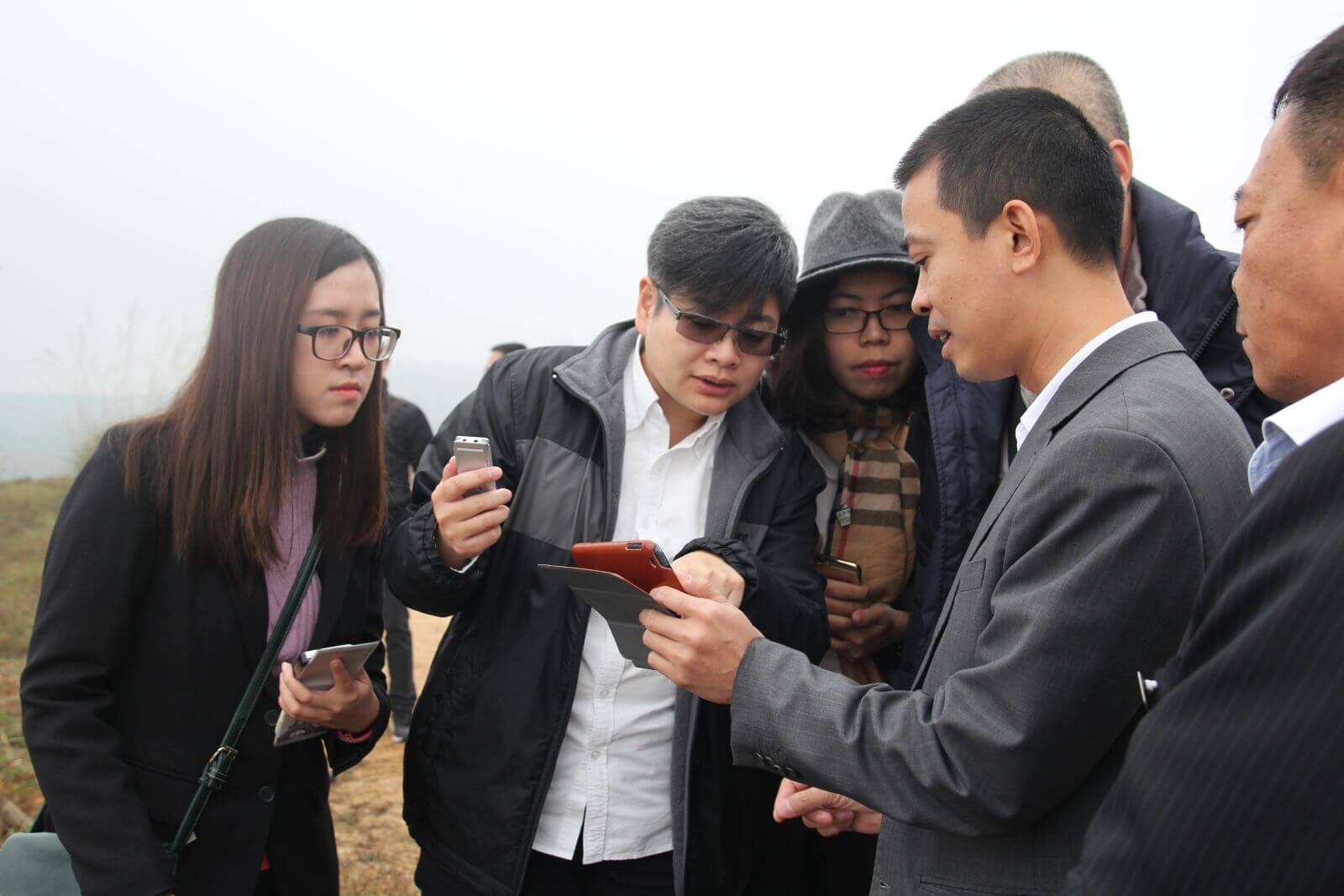 Công ty Triển Vân – Đài Loan tham quan Lạc Hồng Viên 13