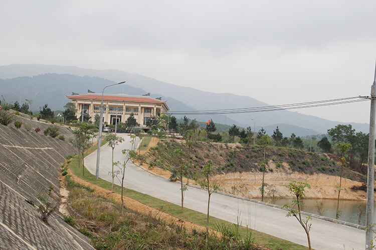 lac hong vien, lạc hồng viên, đường trục chính 2