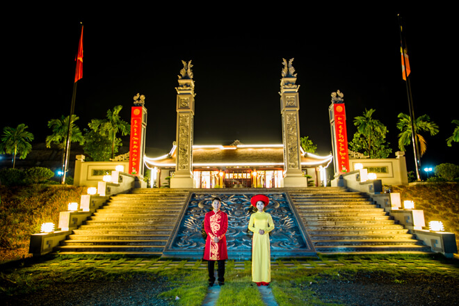cưới ở nghĩa trang 11