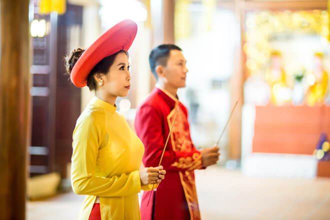 cưới ở nghĩa trang 13