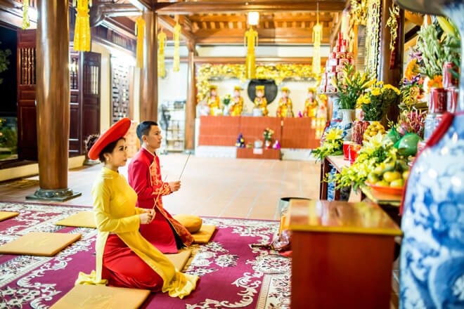 cưới ở nghĩa trang 14