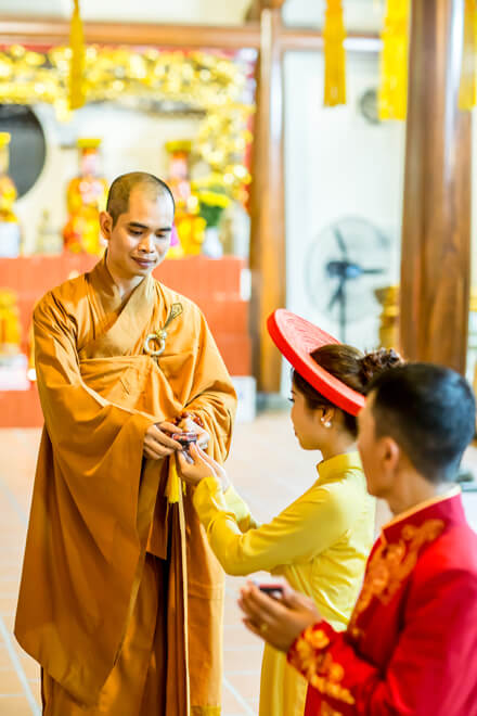 cưới ở nghĩa trang 15