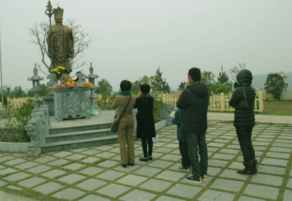 tảo mộ trong dịp Tết Thanh Minh 6