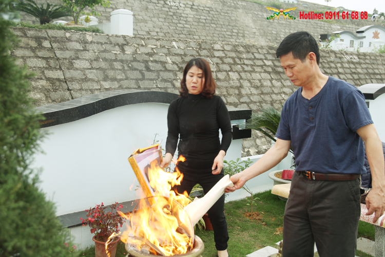 Lạc Hồng Viên tháng 3/2016