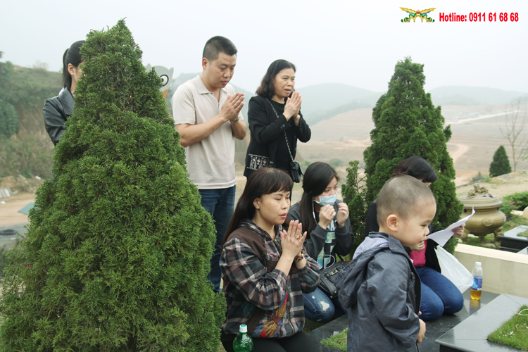 Lạc Hồng Viên tháng 3/2016