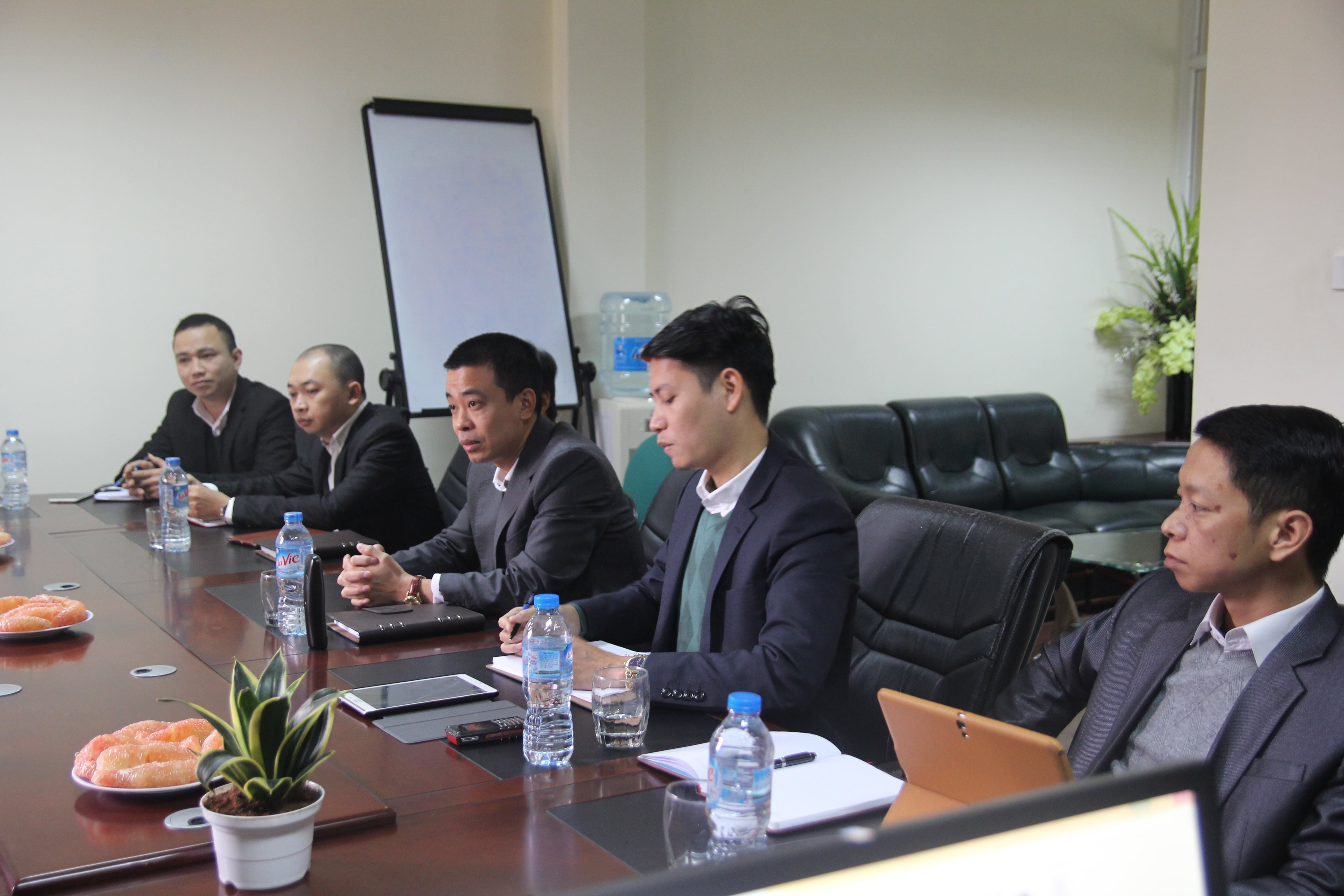 Lạc Hồng Viên tháng 2/2016