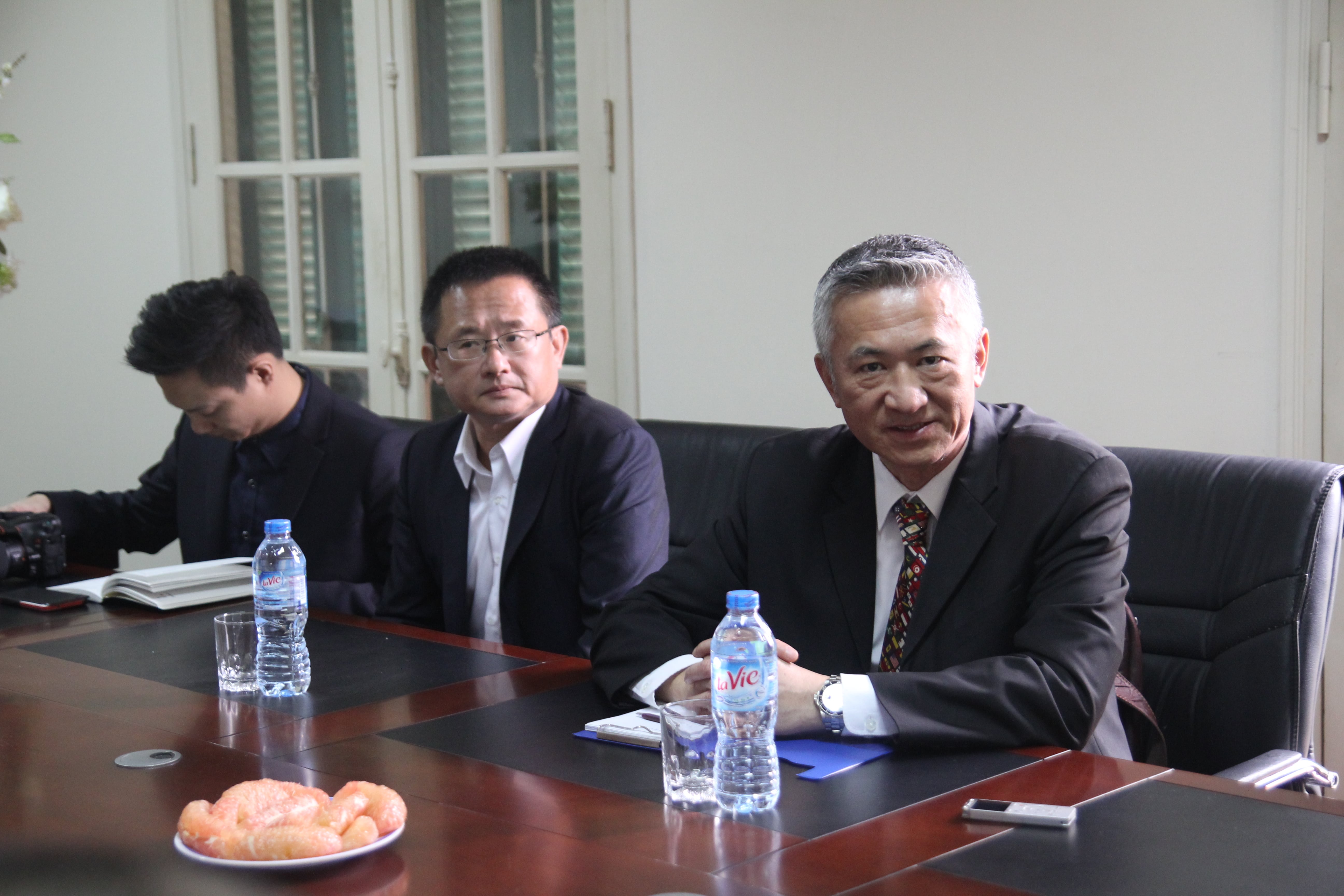 Lạc Hồng Viên tháng 2/2016