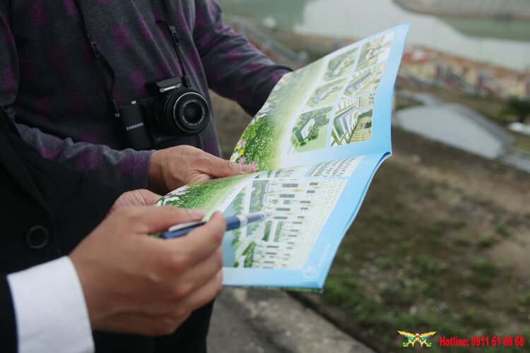 Lạc Hồng Viên tháng 3/2016