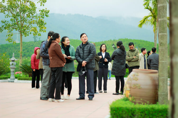 Lạc Hồng Viên tháng 12/2016