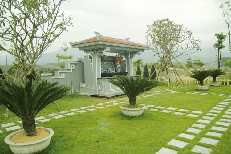 Lạc Hồng Viên tháng 4/2016