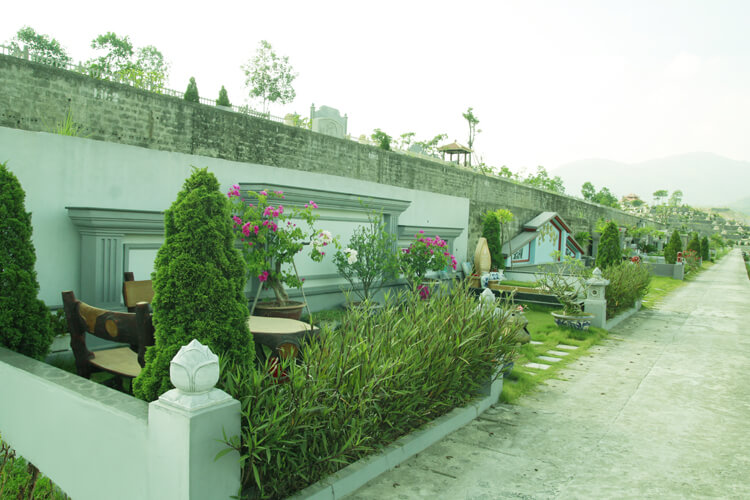 Lạc Hồng Viên tháng 5/2016