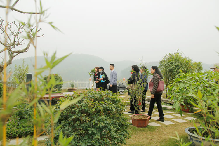 Lạc Hồng Viên tháng 2/2017