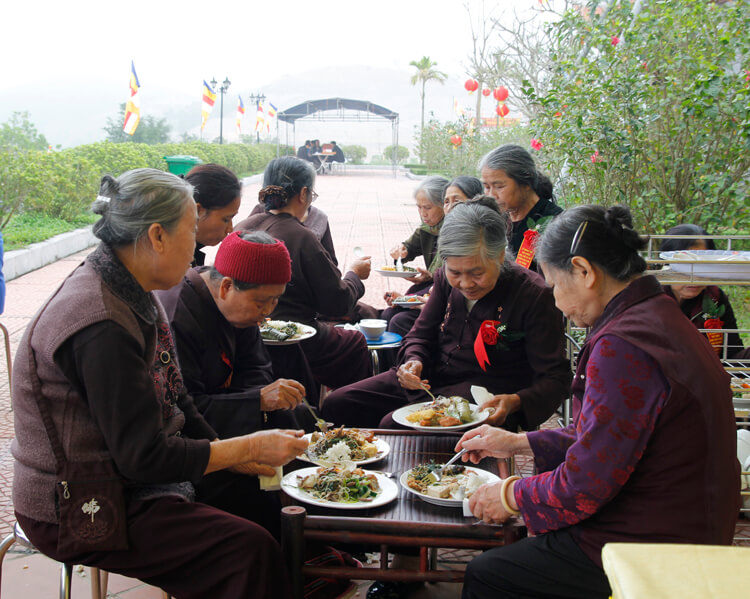 Lạc Hồng Viên tháng 4/2017