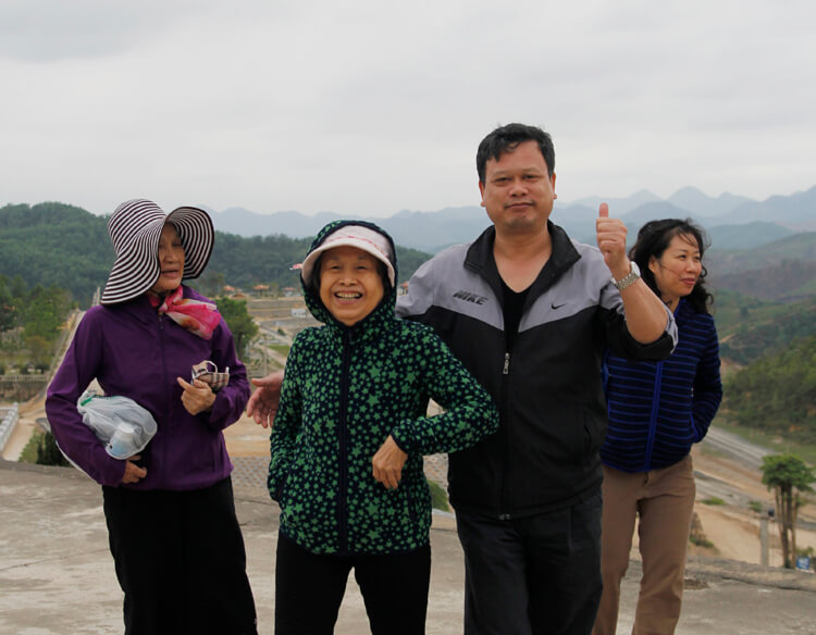 Lạc Hồng Viên tháng 4/2017