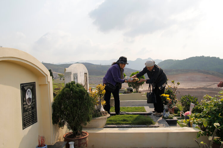 Lạc Hồng Viên tháng 4/2017