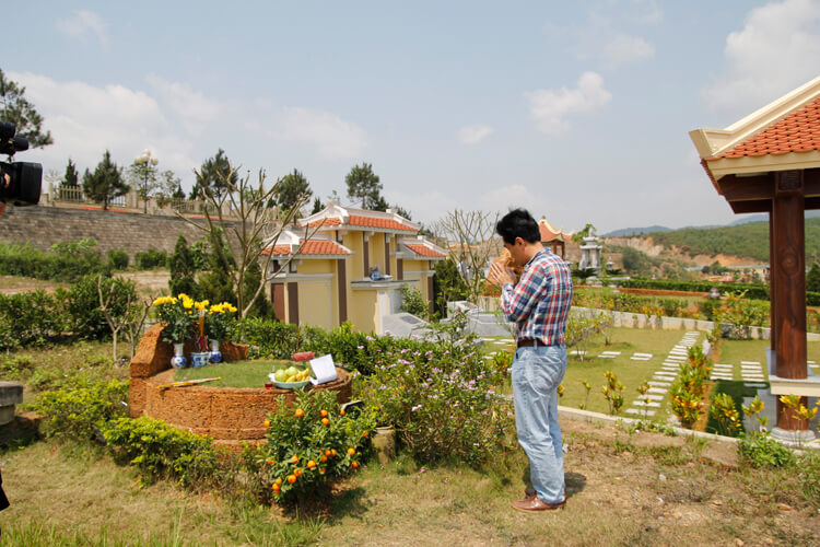 Lạc Hồng Viên tháng 4/2017
