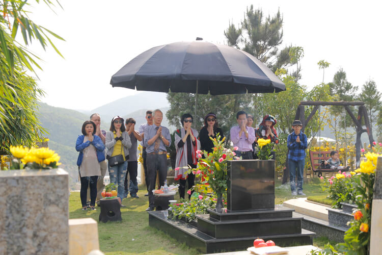 Lạc Hồng Viên tháng 4/2017