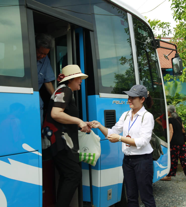 Lạc Hồng Viên tháng 6/2016