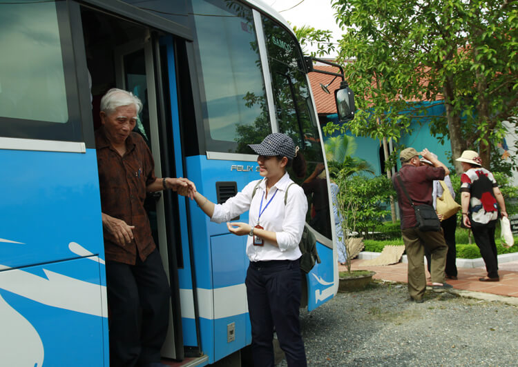Lạc Hồng Viên tháng 6/2016