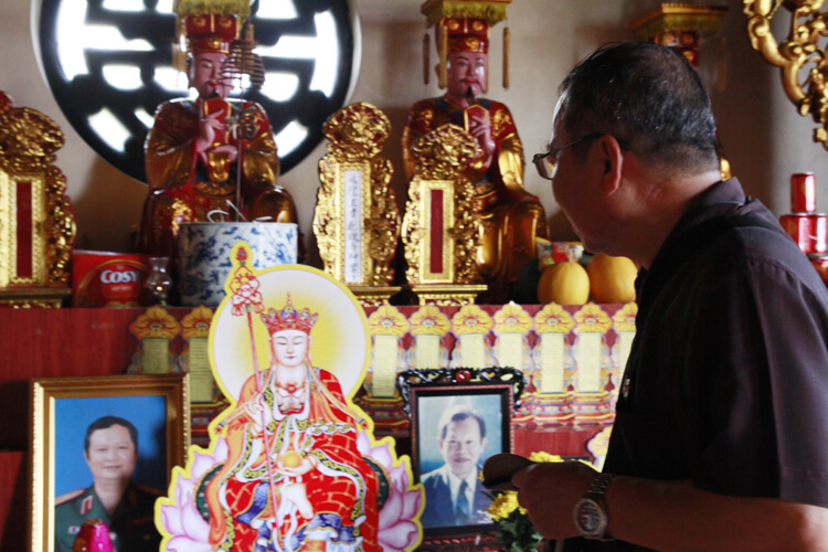 Lạc Hồng Viên tháng 6/2016