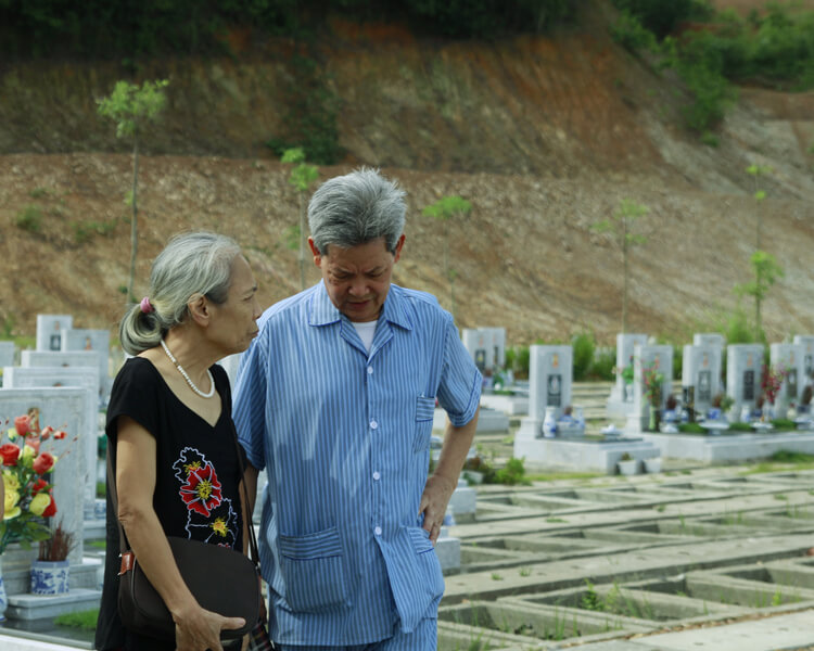 Lạc Hồng Viên tháng 6/2016