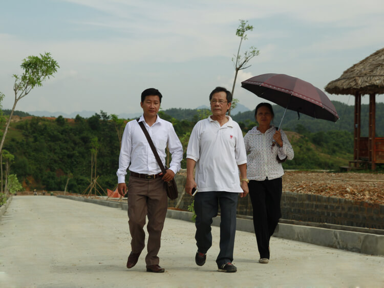 Lạc Hồng Viên tháng 6/2016