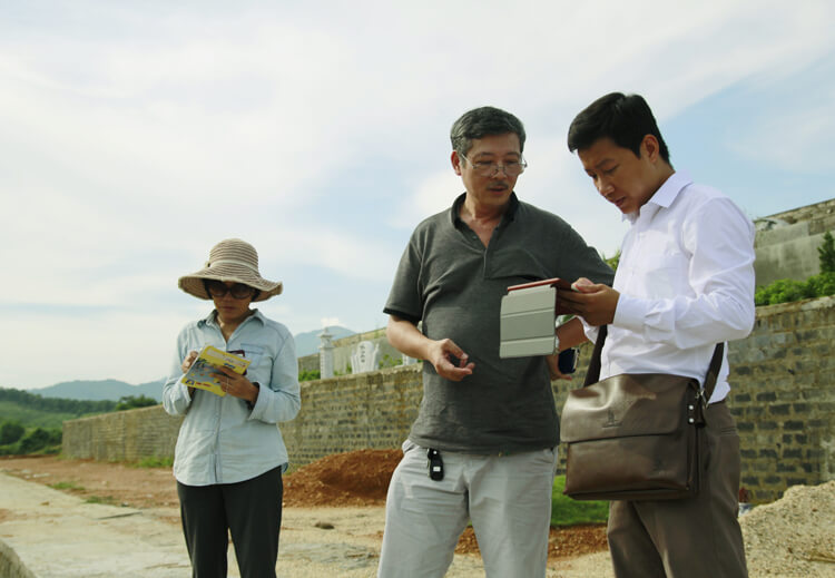 Lạc Hồng Viên tháng 6/2016