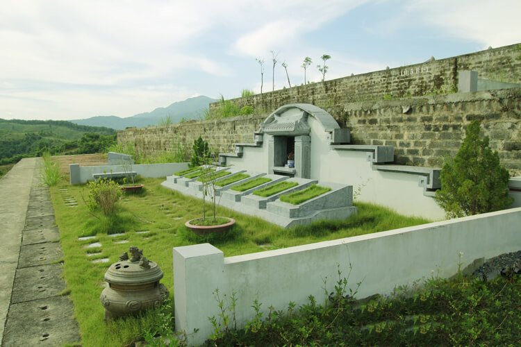 Lạc Hồng Viên tháng 6/2016