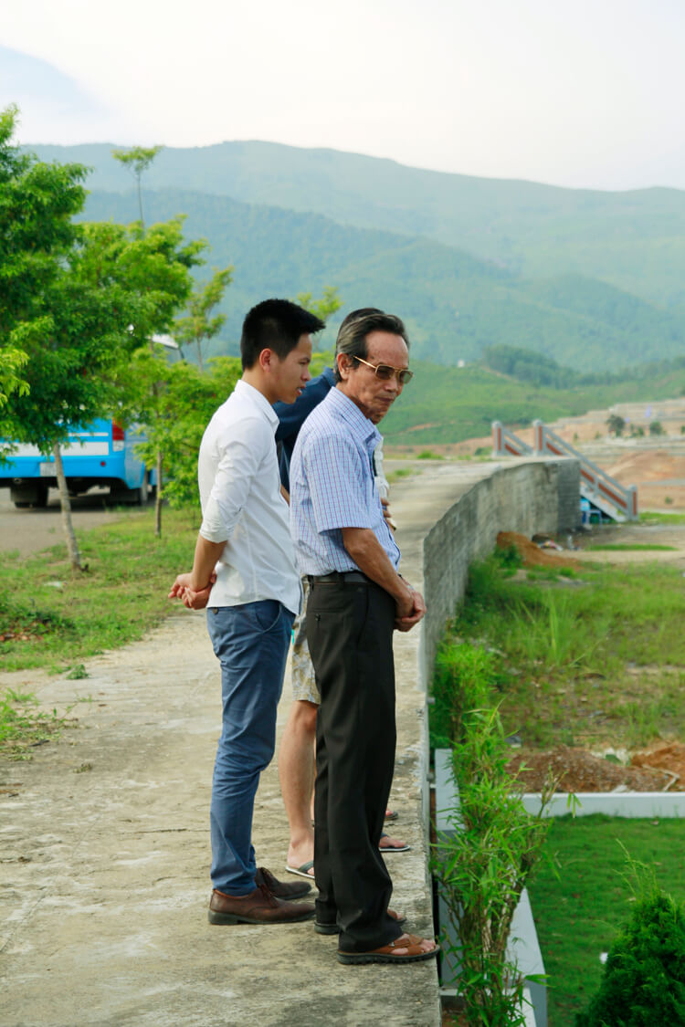 Lạc Hồng Viên tháng 6/2016