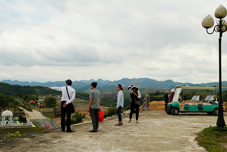 Lạc Hồng Viên tháng 5/2017