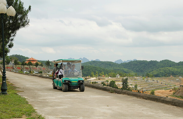 Lạc Hồng Viên tháng 5/2017
