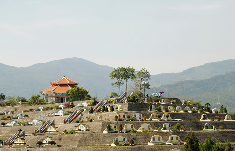 Lạc Hồng Viên tháng 5/2017