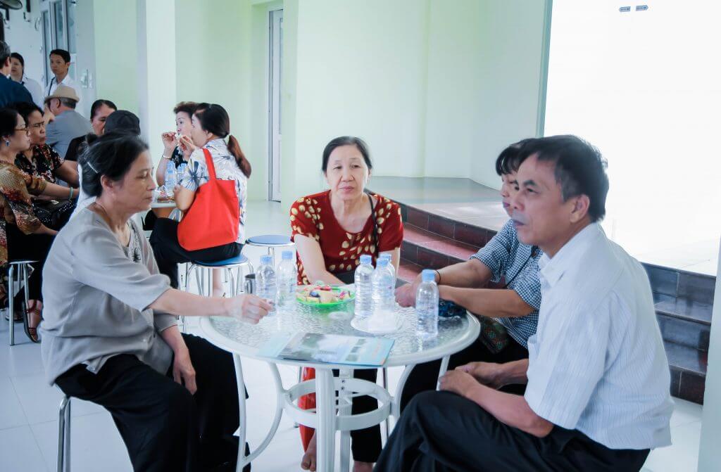 lạc hồng viên đón tiếp hội người cao tuổi 2