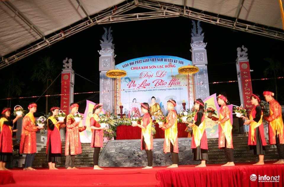 Nhớ về cha mẹ tại lễ Vu Lan tháng bảy 2