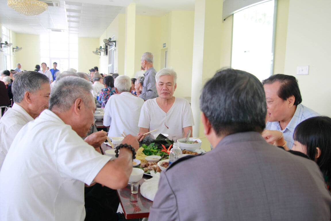 Lạc Hồng Viên tháng 10/2017