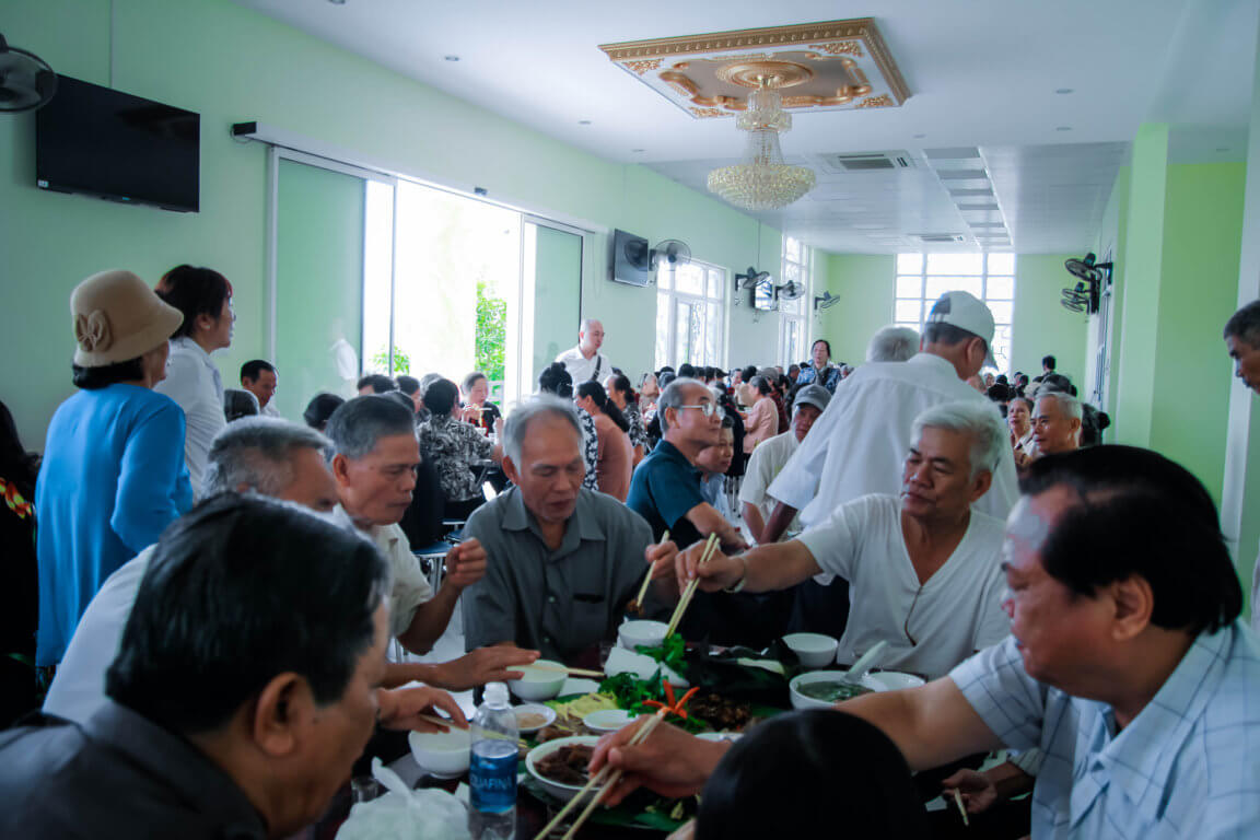 Lạc Hồng Viên tháng 10/2017