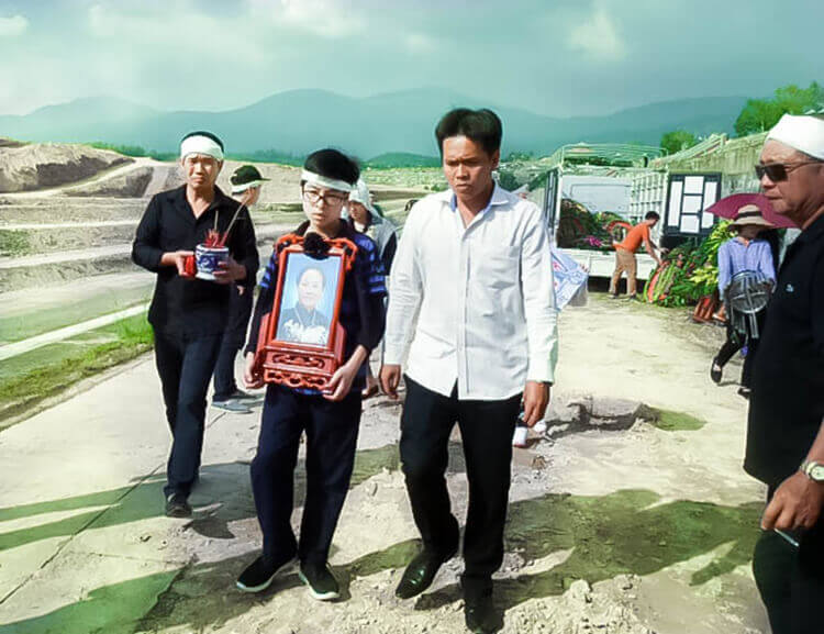 Lạc Hồng Viên tháng 11/2017