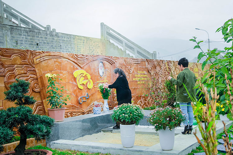 thăm mộ thầy văn như cương