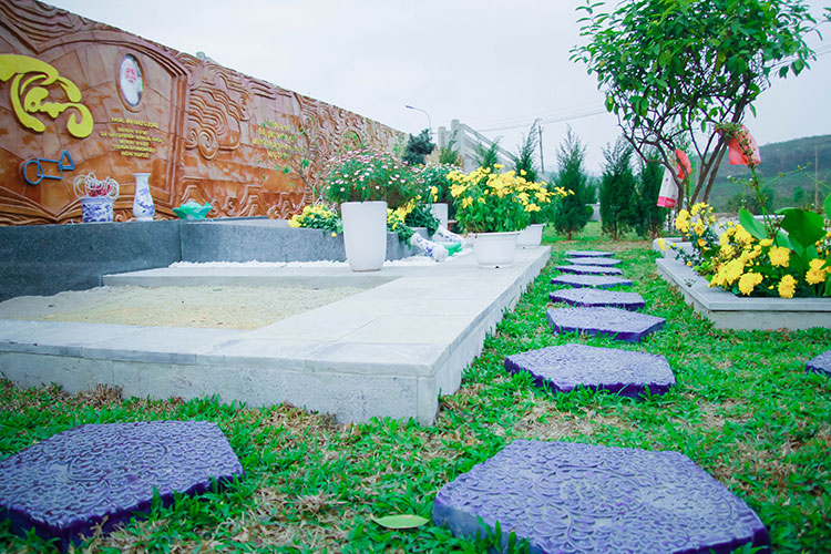 Lạc Hồng Viên tháng 3/2018