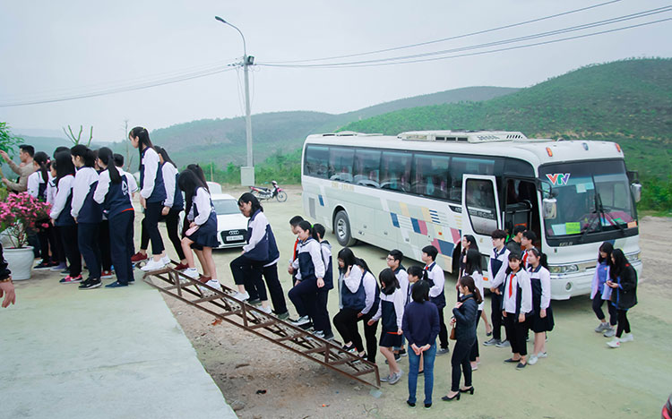 Lạc Hồng Viên tháng 3/2018