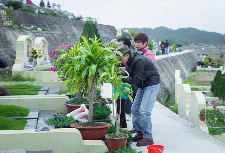 Lạc Hồng Viên tháng 4/2018